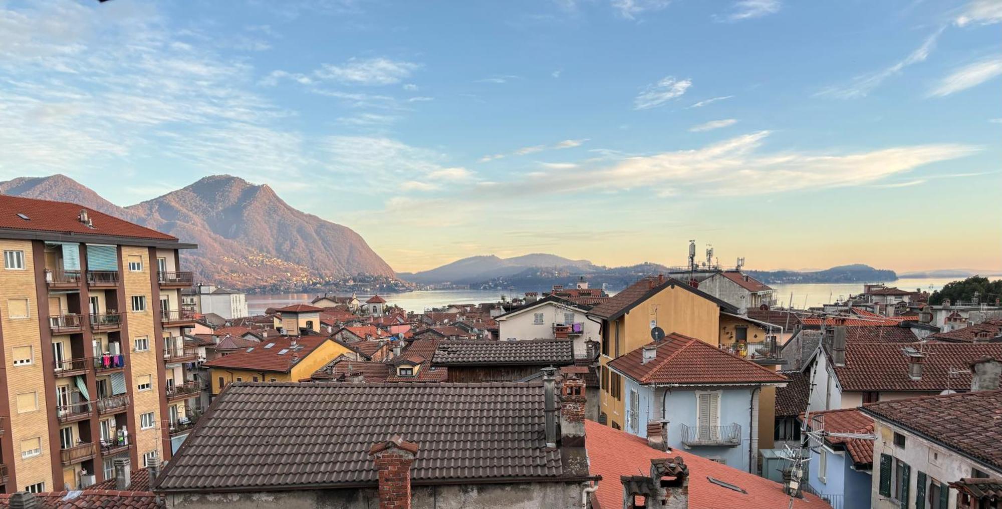 La Terrazza Apartamento Verbania Exterior foto